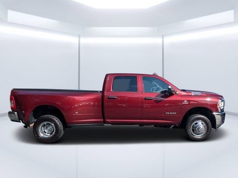 Used 2022 RAM 3500 Tradesman AWD/4WD image 2