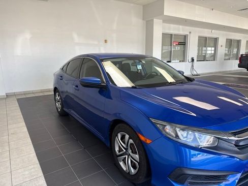 Used 2017 Honda Civic LX image 4