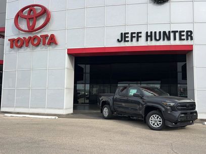 New 2025 Toyota Tacoma SR5