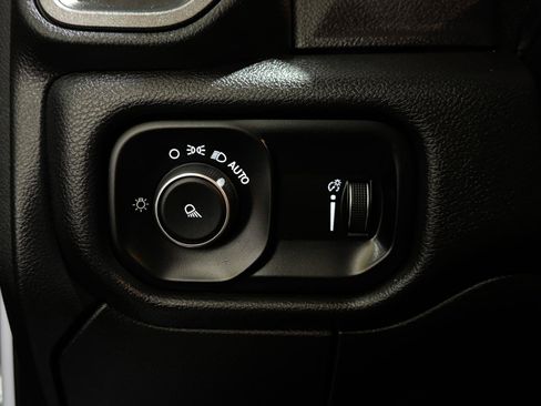 Used 2024 RAM 2500 Tradesman AWD/4WD image 27