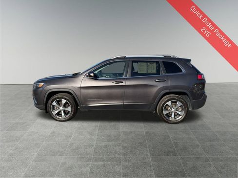 Used 2020 Jeep Cherokee Limited image 3
