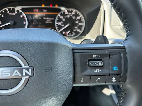 Used 2026 Nissan Rogue SV FWD image 27