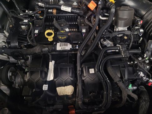 Used 2024 Ford Edge Titanium image 30