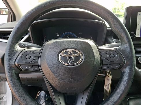 Certified 2026 Toyota Corolla LE FWD image 22