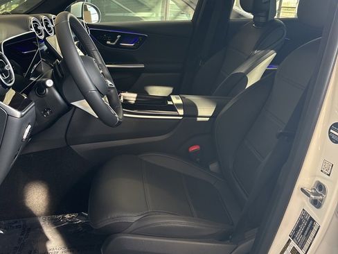 Certified 2026 Mercedes-Benz GLC 300 image 5