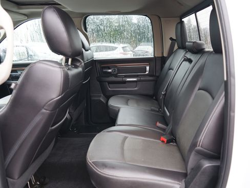 Used 2017 RAM 1500 Laramie w/ Convenience Group image 16