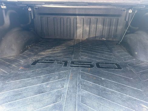 Used 2014 Ford F150 Lariat w/ Lariat Chrome Package AWD/4WD image 17