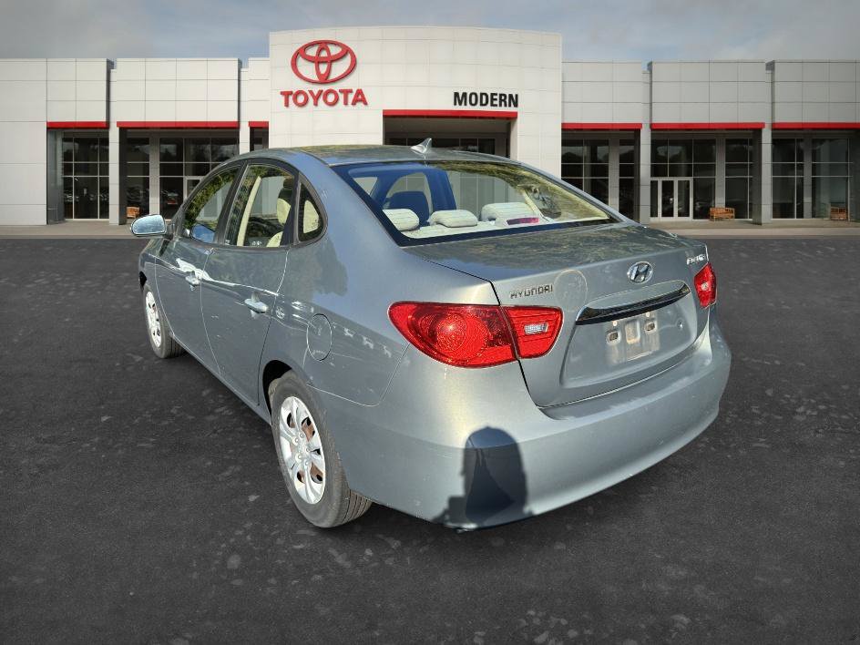 Used 2010 Hyundai Elantra GLS FWD image 7