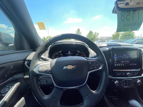 Used 2023 Chevrolet Traverse High Country AWD/4WD image 13