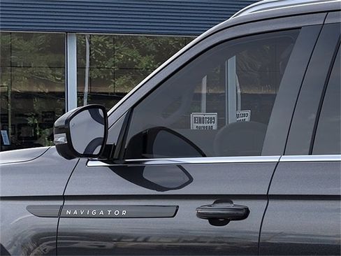 New 2026 Lincoln Navigator L Black Label AWD/4WD image 20