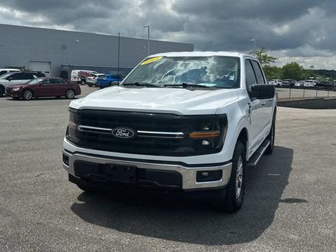 Used 2025 Ford F150 XLT w/ Equipment Group 301A Standard AWD/4WD image 9