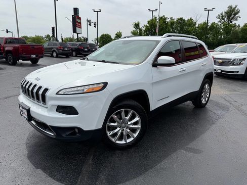 Used 2015 Jeep Cherokee Limited w/ Trailer Tow Group AWD/4WD image 3