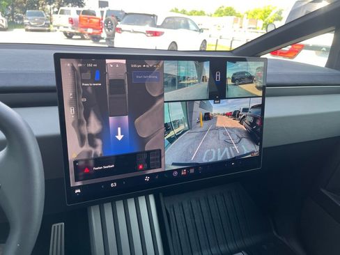 Used 2024 Tesla Cybertruck Cyberbeast AWD/4WD image 23