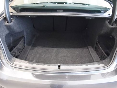 Used 2020 BMW 330i xDrive Sedan w/ Premium Package image 24