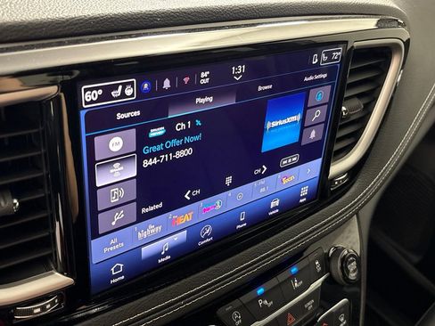 New 2027 Chrysler Pacifica Select FWD image 34