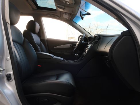 Used 2017 INFINITI QX50 2WD image 29