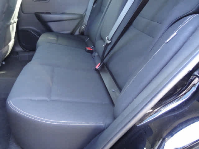 Used 2023 Nissan Rogue S AWD/4WD image 16