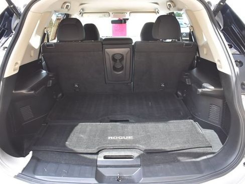 Used 2020 Nissan Rogue SV AWD/4WD image 9