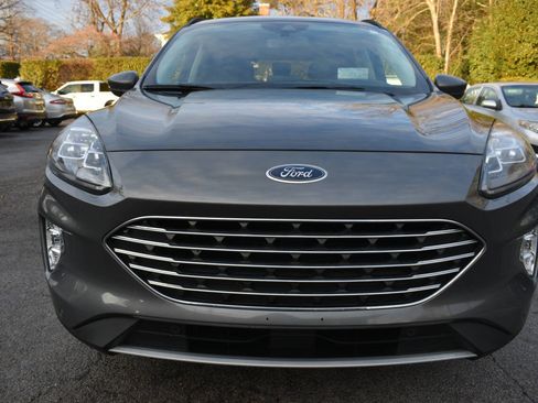 Used 2022 Ford Escape Titanium w/ Titanium Premium Package image 5