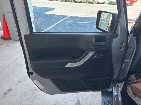 Used 2014 Jeep Wrangler Sahara w/ Dual Top Group image 6