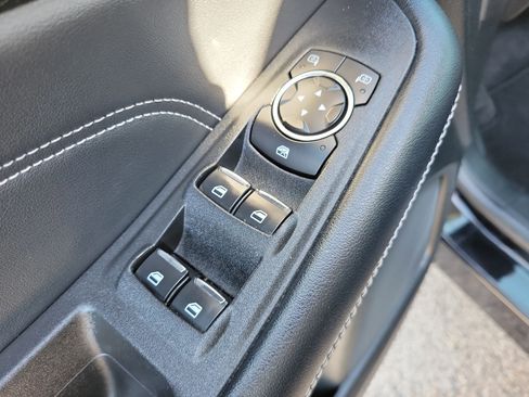 Used 2024 Ford Edge Titanium image 20