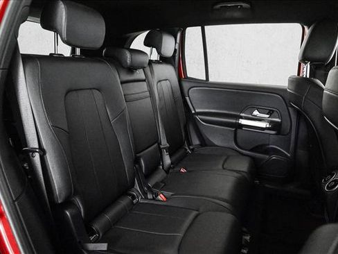 Certified 2021 Mercedes-Benz GLB 250 4MATIC image 21