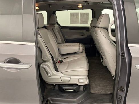 Used 2024 Honda Odyssey Elite image 32
