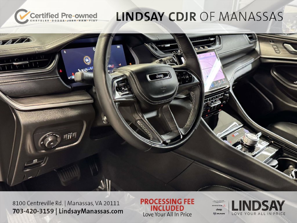 Used 2025 Jeep Grand Cherokee L Overland w/ Advanced Protech Group III AWD/4WD image 19