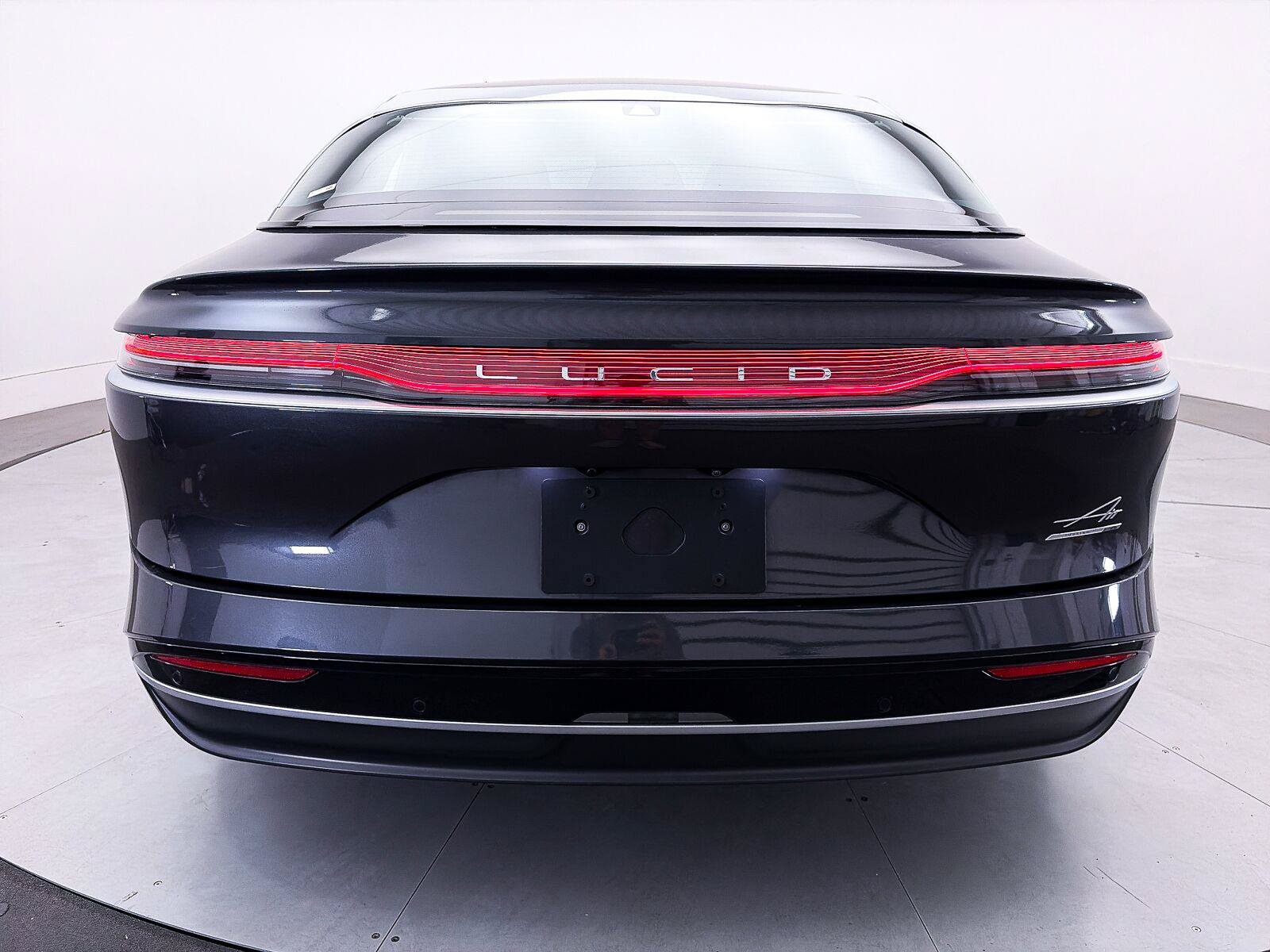Used 2023 Lucid Air Touring AWD/4WD image 15