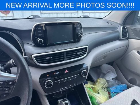Used 2019 Hyundai Tucson SE AWD/4WD image 16