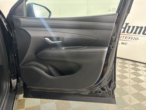 Used 2025 Hyundai Tucson SEL AWD/4WD image 29