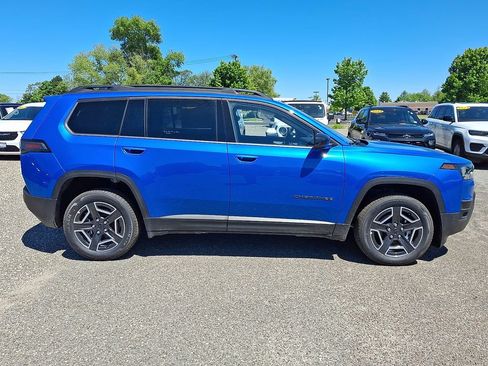 New 2026 Jeep Cherokee Limited AWD/4WD image 9