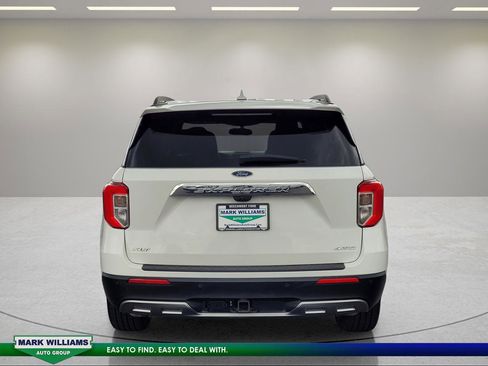 Certified 2023 Ford Explorer XLT w/ Equipment Group 202A AWD/4WD image 5
