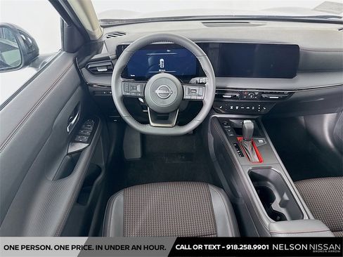 New 2025 Nissan Kicks SR w/ SR Premium Package image 23