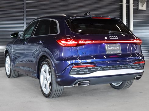 New 2025 Audi Q5 Prestige image 2