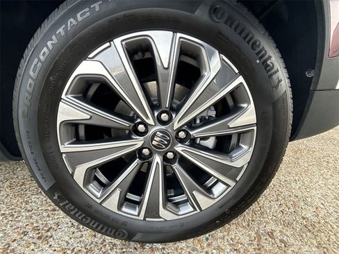 Used 2025 Buick Envision Preferred image 31