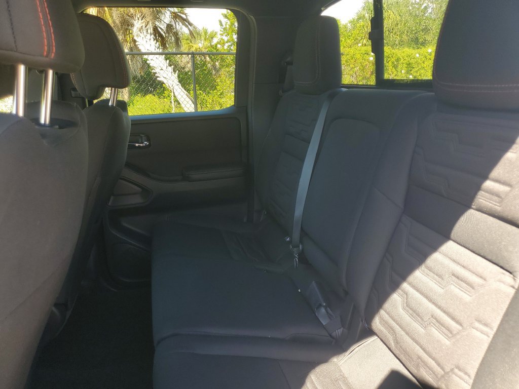 Used 2025 Nissan Frontier PRO-4X w/ Interior Protection Package AWD/4WD image 16