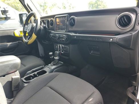 Used 2023 Jeep Wrangler Willys image 12