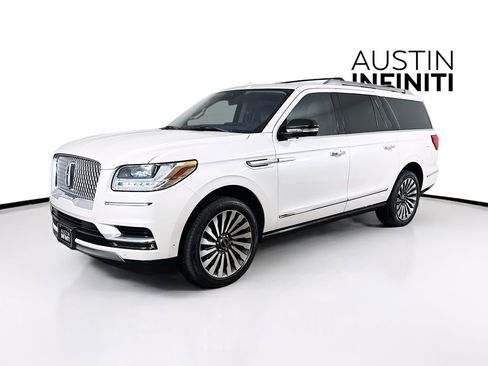 Used 2019 Lincoln Navigator L Reserve image 3