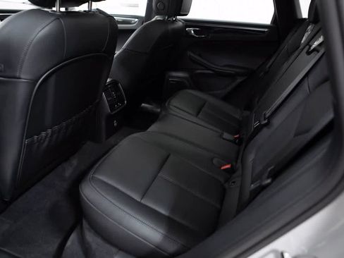 Used 2026 Porsche Macan S AWD/4WD image 34