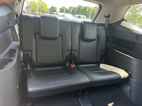 Used 2022 Volkswagen Atlas SEL R-Line AWD/4WD image 27