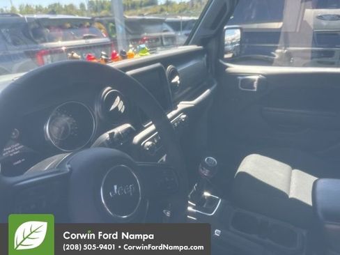 Used 2023 Jeep Wrangler Sport AWD/4WD image 13