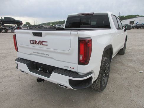 New 2026 GMC Sierra 1500 AT4 w/ AT4 Premium Package AWD/4WD image 5