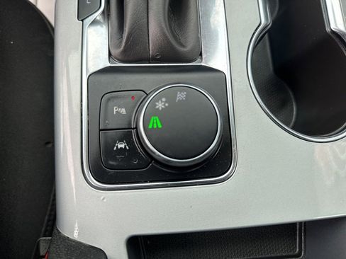 Used 2022 Chevrolet Blazer LT image 20