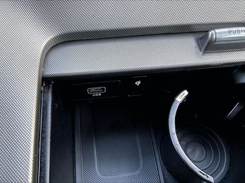 Used 2022 Hyundai Palisade Limited image 16