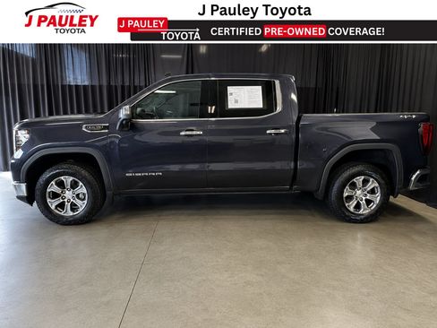 Used 2022 GMC Sierra 1500 SLT w/ SLT Convenience Package AWD/4WD image 2