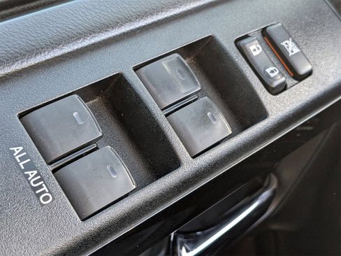 Used 2019 Toyota 4Runner TRD Off-Road Premium image 26