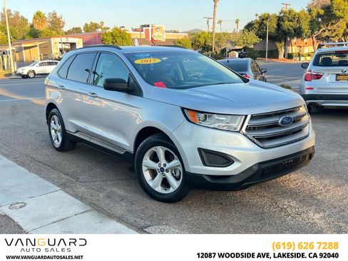 Used 2017 Ford Edge SE FWD image 1