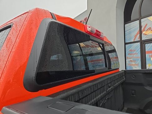 Used 2019 Chevrolet Colorado ZR2 image 24