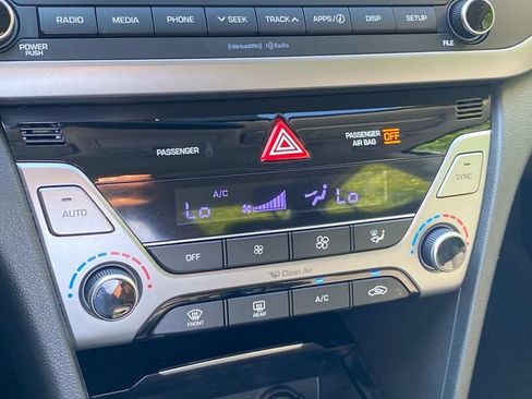 Used 2018 Hyundai Elantra Value Edition FWD image 25